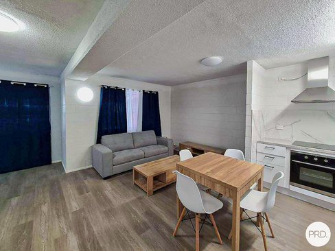 1-2/8 Kenilworth Street, SOUTH MACKAY QLD 4740