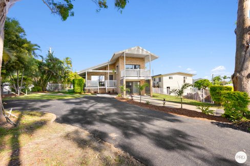 1-3 Ridgeway Avenue, SOUTHPORT QLD 4215