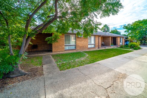 1-3/7 Wewak Street, ASHMONT NSW 2650