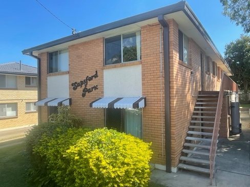 1-4/16 Sapsford Street, NORTHGATE QLD 4013