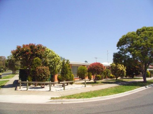 1-5 1 Willana Avenue Hamlyn Heights 3215