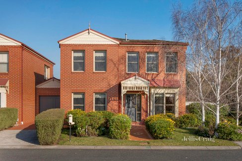 1 Acacia Grove Pascoe Vale South 3044