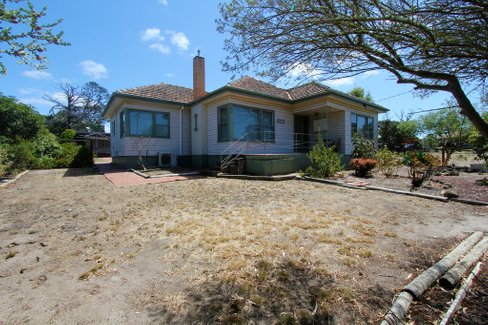 1 Angus Street, SKIPTON VIC 3361