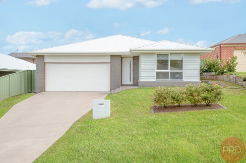 1 Ashmore Close, ASHTONFIELD NSW 2323