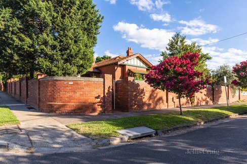 1 Banool Avenue Kew 3101