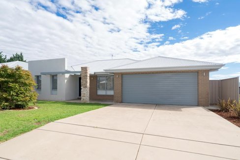 1 Barrington Street, TATTON NSW 2650