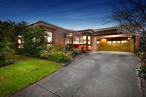 1 Blenheim Avenue Glen Waverley 3150