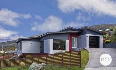 1 Bluegum Court, CLAREMONT TAS 7011