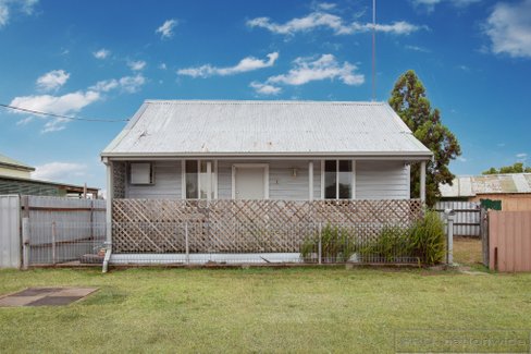 1 Cessnock Rd, WESTON NSW 2326