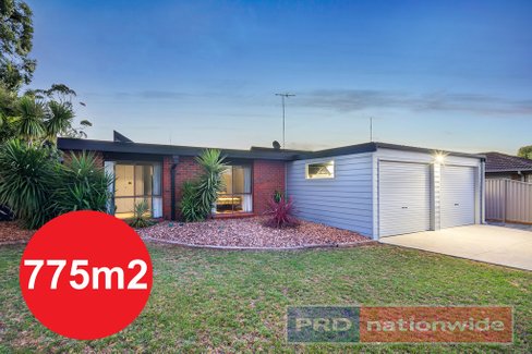 1 Charles Drive, CARDIGAN VILLAGE VIC 3352