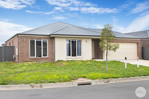 1 Charolais Street, DELACOMBE VIC 3356