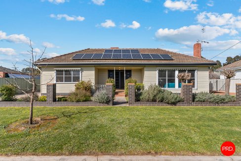 1 Chifley Avenue, KANGAROO FLAT VIC 3555