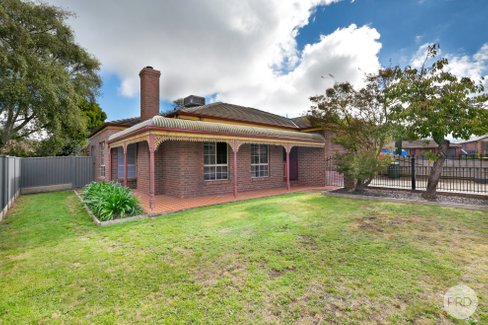 1 Colonial Court, ALFREDTON VIC 3350