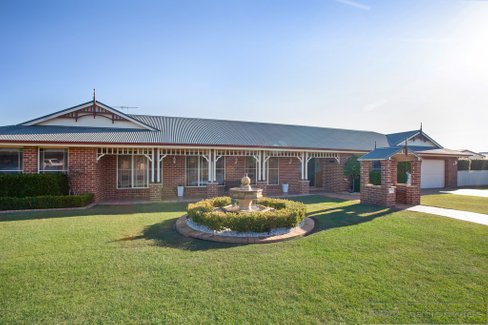 1 Cooper Street, HEDDON GRETA NSW 2321