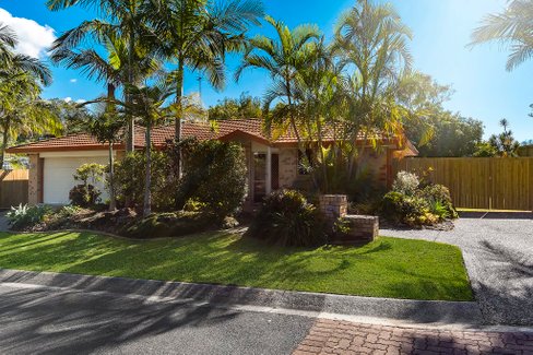 1 Dandenong Terrace, ROBINA QLD 4226