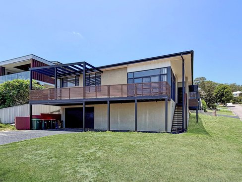1 Dart Place, CORLETTE NSW 2315