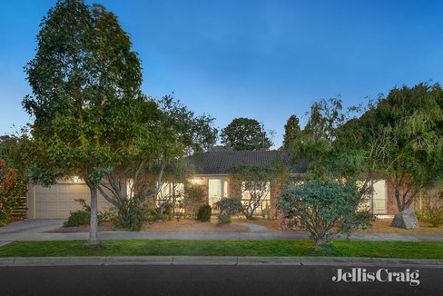 1 Flora Court Ringwood 3134