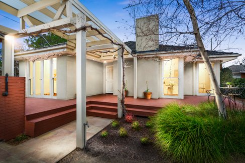 1 Goddard Court Mont Albert North 3129