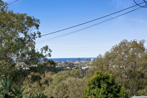 1 Harmes Place, Tallebudgera QLD 4228
