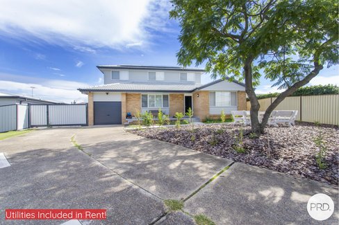 1 Hazel Cl, Cranebrook NSW 2749