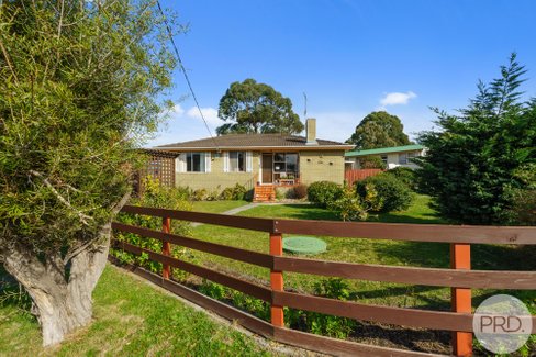 1 Hookey Place, ROKEBY TAS 7019