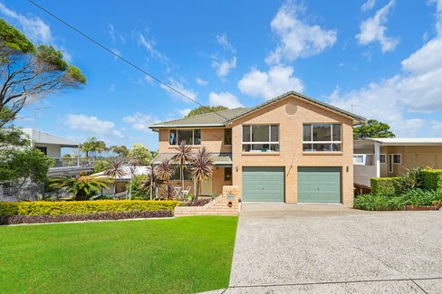 1 Idant Street, CAMDEN HEAD NSW 2443
