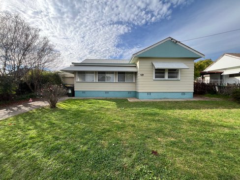 1 John Street, TAMWORTH NSW 2340