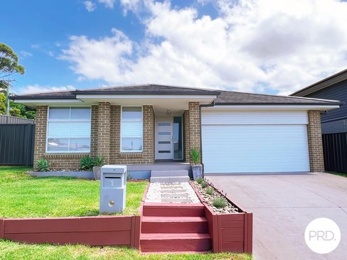 1 Kestrel Avenue, HORSLEY NSW 2530