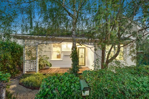 1 Knox Street Canterbury 3126