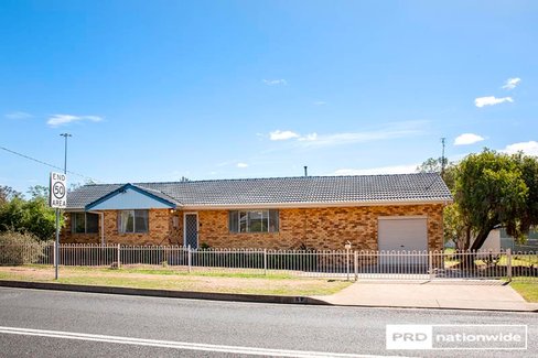 1 Kurrawan Street, TAMWORTH NSW 2340
