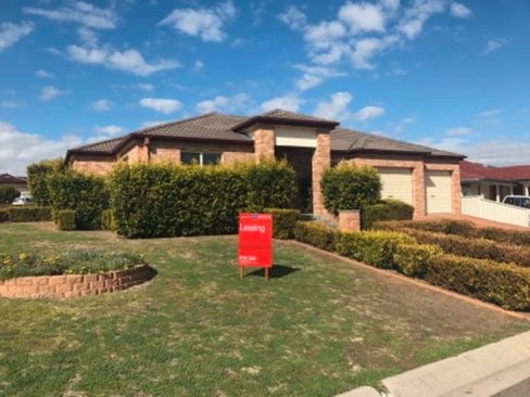 1 Kurria Close, TAMWORTH NSW 2340