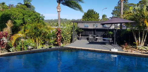 1 Larentia Street, CURRUMBIN WATERS QLD 4223