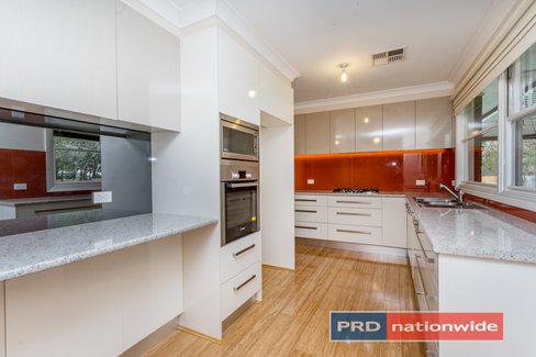 1 Linksview Avenue, LEONAY NSW 2750
