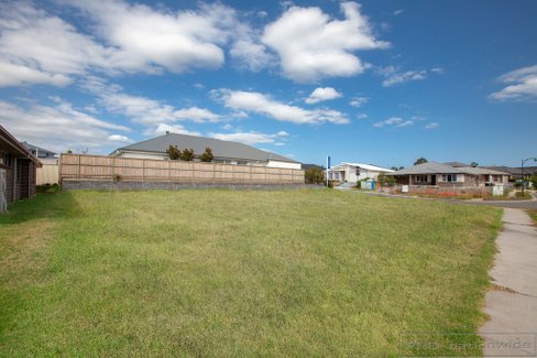 1 Longtail Street, CHISHOLM NSW 2322