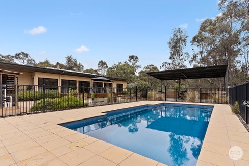 1 Lorikeet Drive, JUNORTOUN VIC 3551
