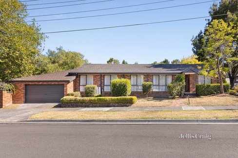 1 Melissa Court Mooroolbark 3138