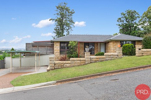 1 Newfield Street, RUTHERFORD NSW 2320