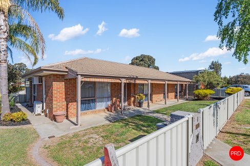 1 Odea Crescent, KANGAROO FLAT VIC 3555