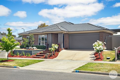 1 Palace Road, WINTER VALLEY VIC 3358