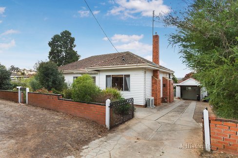 1 Pleasant Street Castlemaine 3450