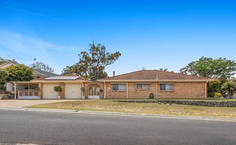 1 Portside Crescent, CORLETTE NSW 2315