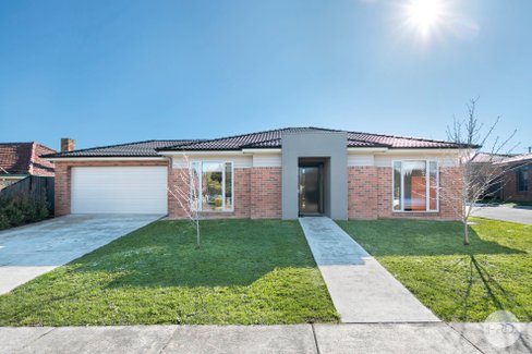1 Rebellion Place, BALLARAT EAST VIC 3350