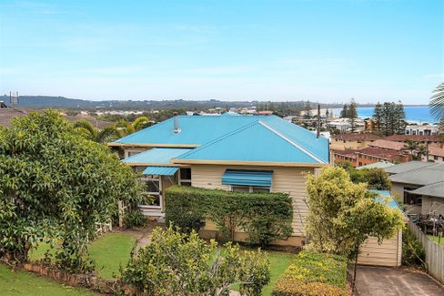 1 Rob Roy Crescent, KINGSCLIFF NSW 2487