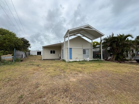 1 Seychelles Road, SHOAL POINT