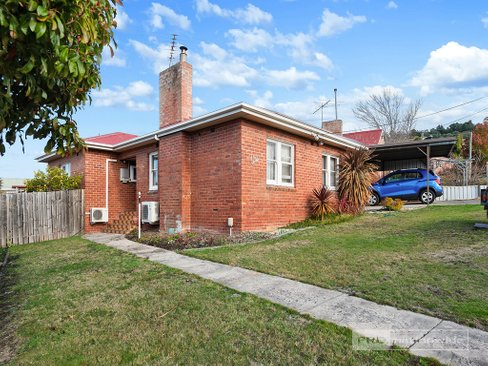 1 Walker Street, ROSETTA TAS 7010