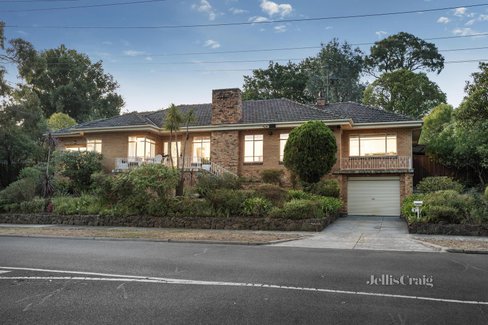 1 Warncliffe Road Ivanhoe East 3079