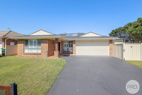 10 Anglers Drive, ANNA BAY