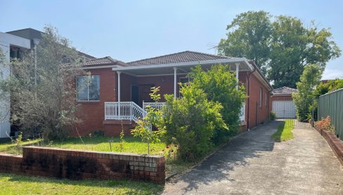 10 Argyle Street, PENSHURST NSW 2222