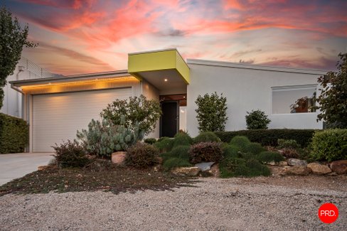 10 Belladonna Rise, KANGAROO FLAT VIC 3555