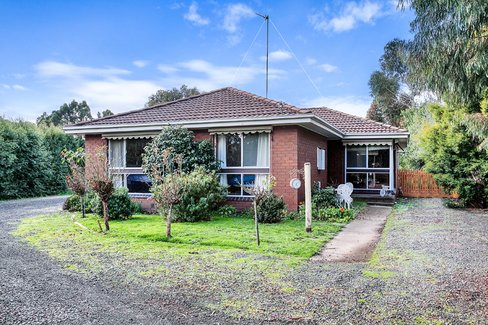 10 Bells Lane, BROWN HILL VIC 3350